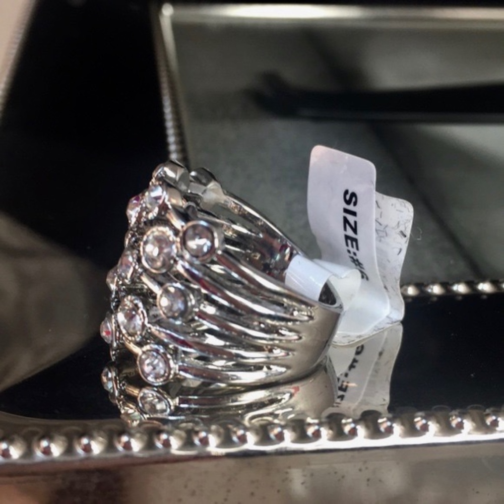 Gorgeous Silvertone and White Crystal accents Ring - Picture 4 of 5